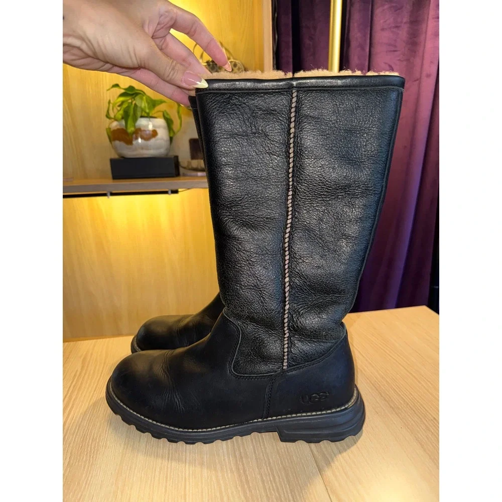 UGG Australia Women Black Leather Shearling Lined Tall Winter Boots Size 10